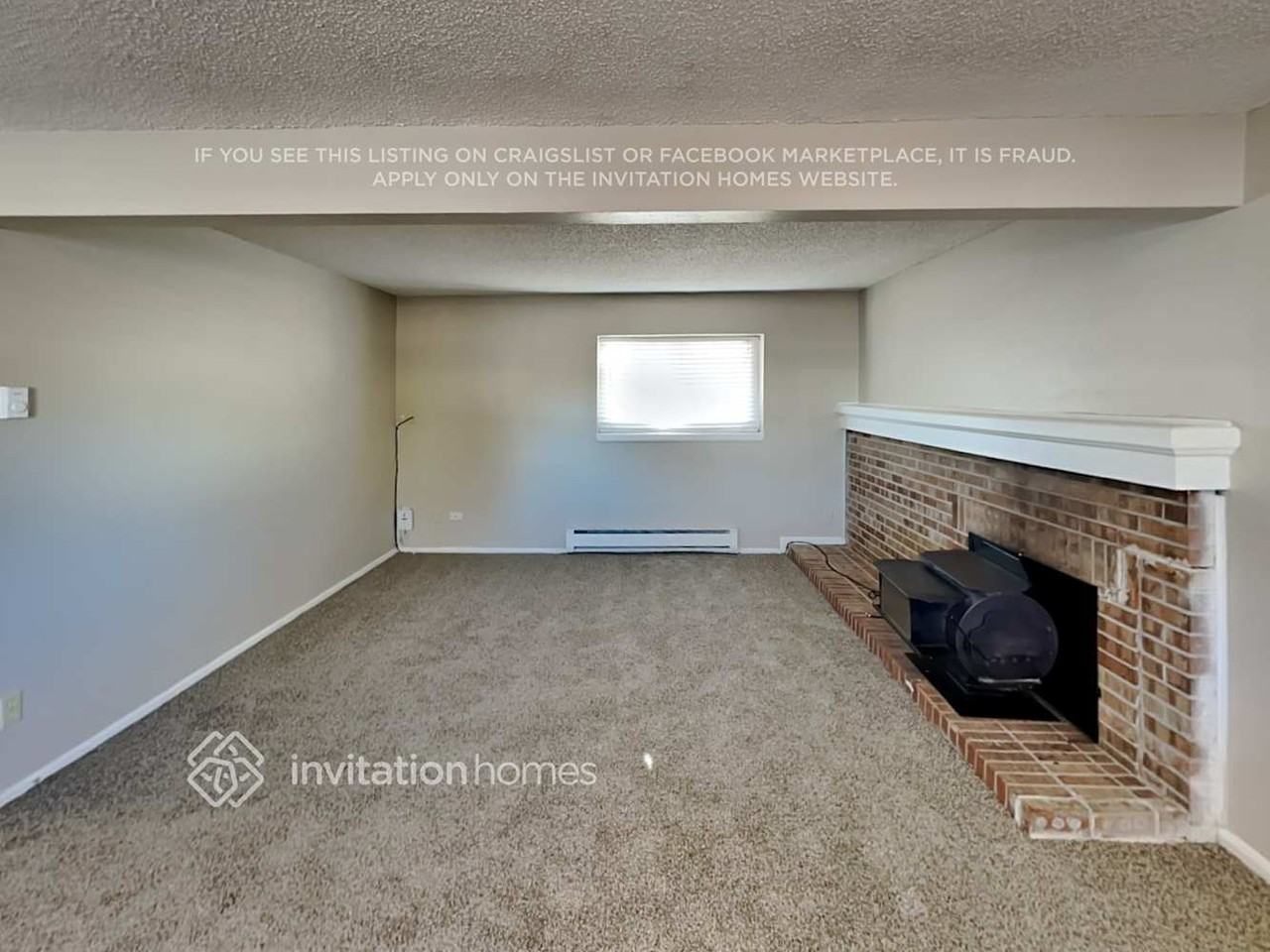 1393 S Zeno St - Photo 7 of 17