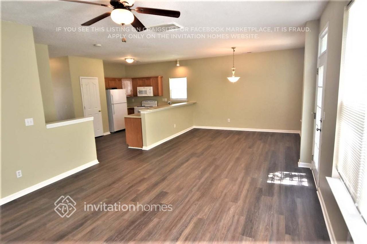 12522 Deaton Hill Dr - Photo 3 of 12