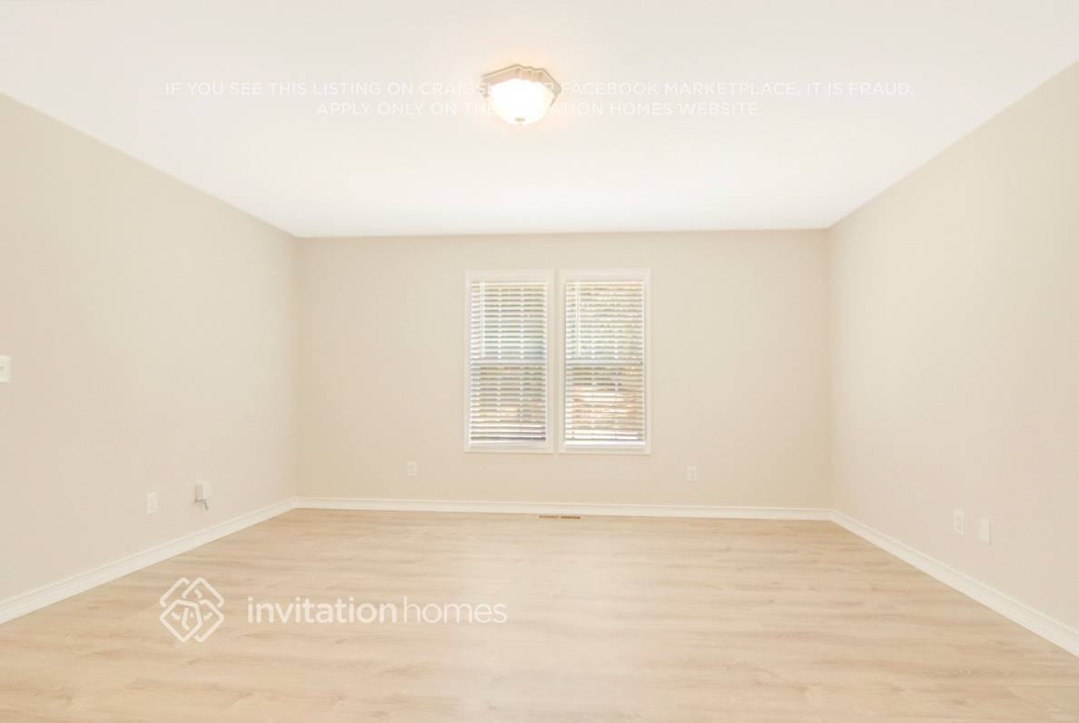 524 Parnell Dr - Photo 2 of 11