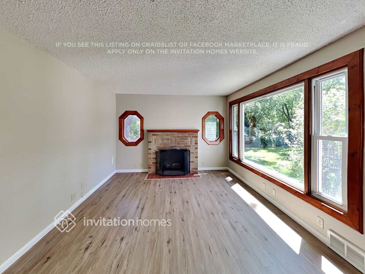 8501 Goodhue St Ne - Photo 7 of 20