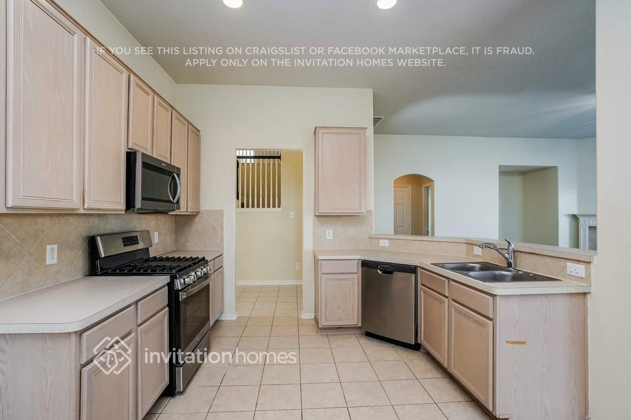 4119 Blue Forest Dr - Photo 6 of 16