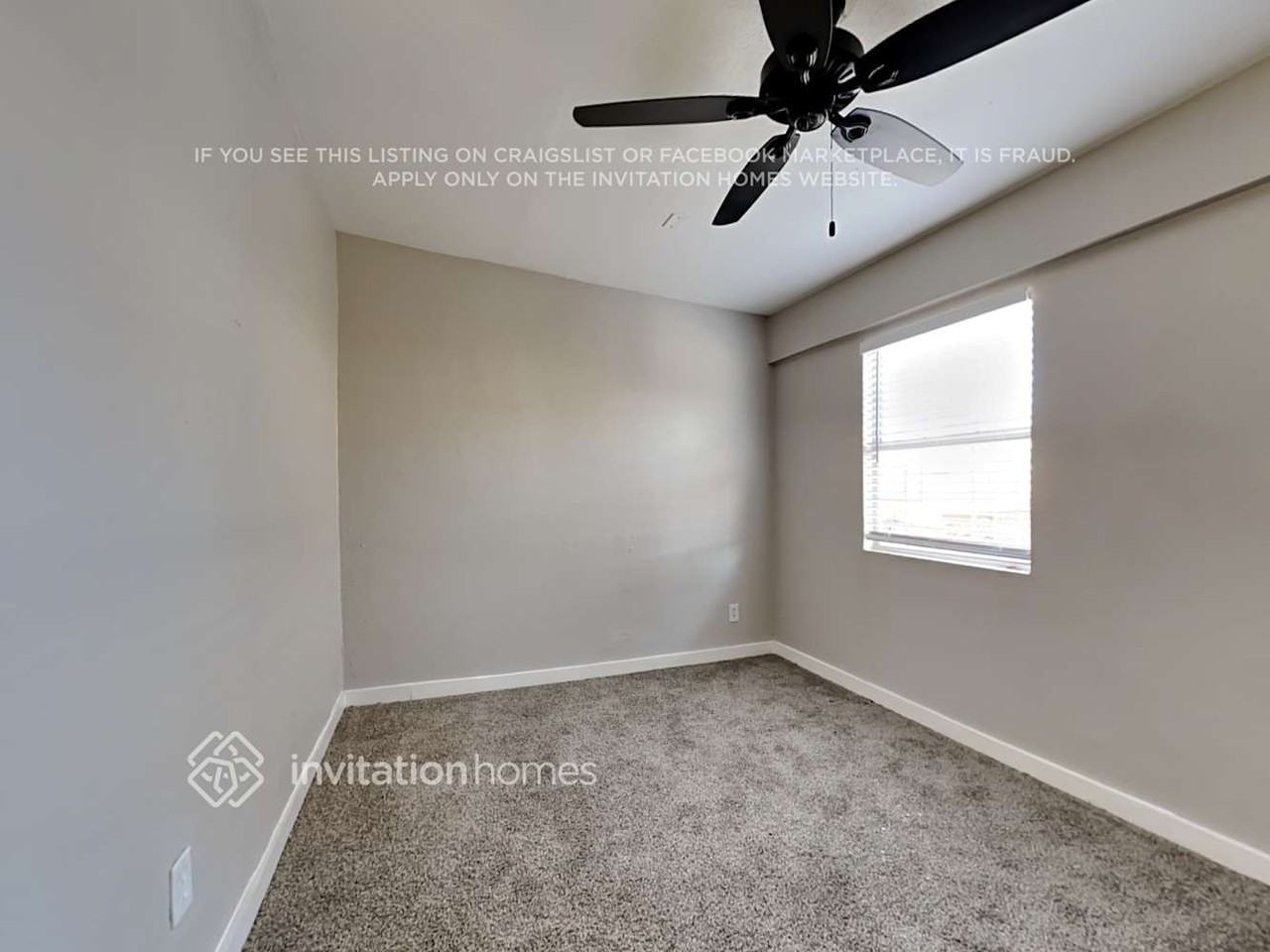 403 E Standifer St #A - Photo 7 of 13
