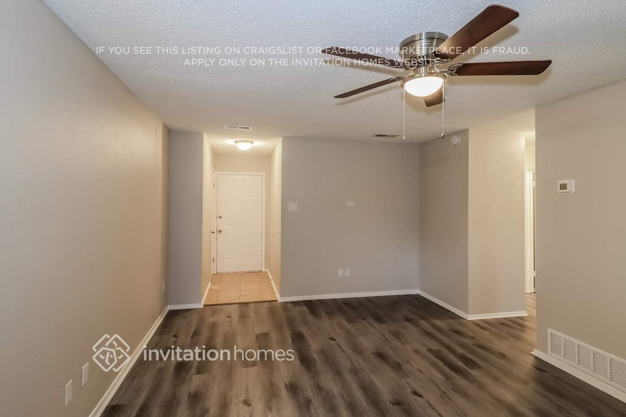 2208 Winchester Drive - Photo 3 of 17