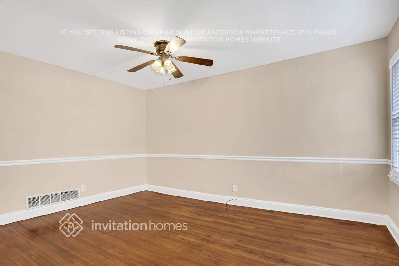 1925 Hooper St - Photo 2 of 24