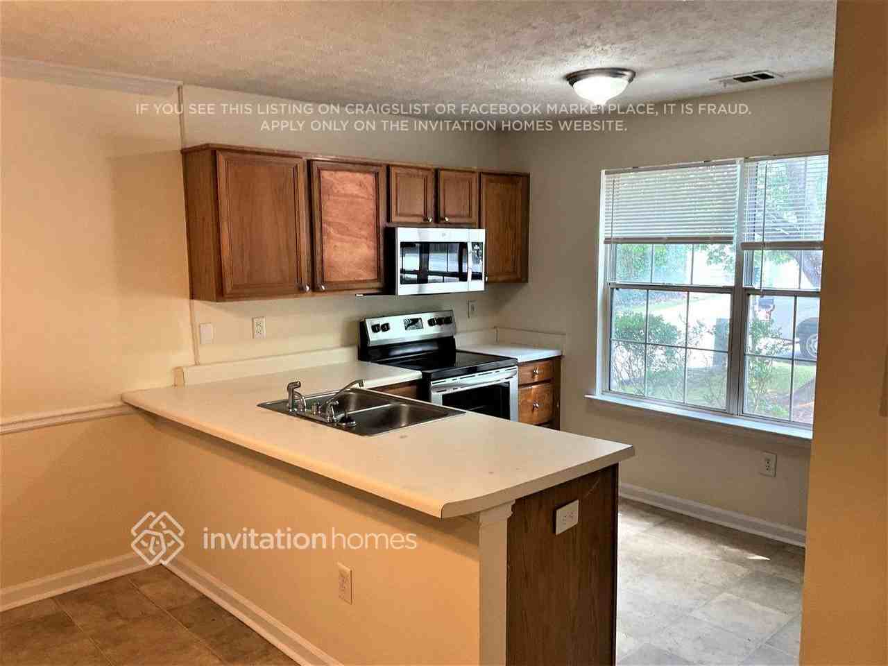 6635 Coventry Pt - Photo 6 of 18