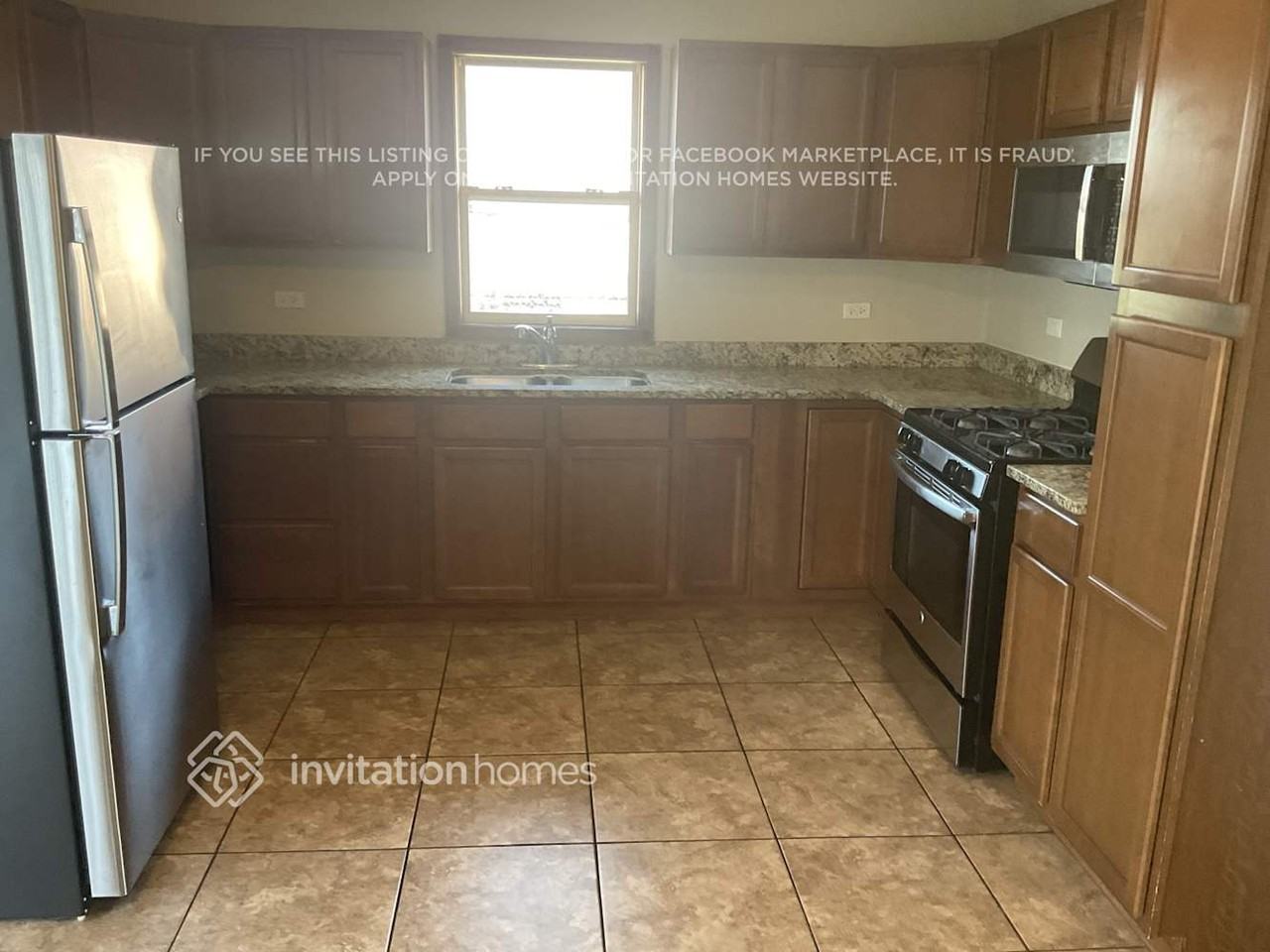 9032 167th St - Photo 5 of 12