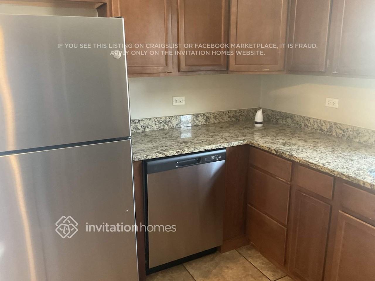 9032 167th St - Photo 6 of 12