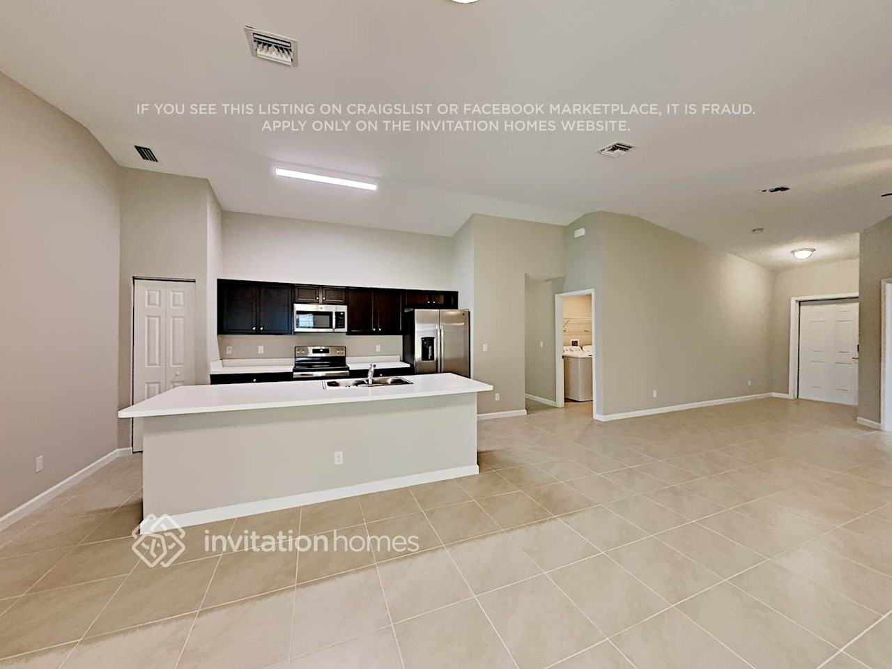 1557 Se Mariana Rd - Photo 4 of 26