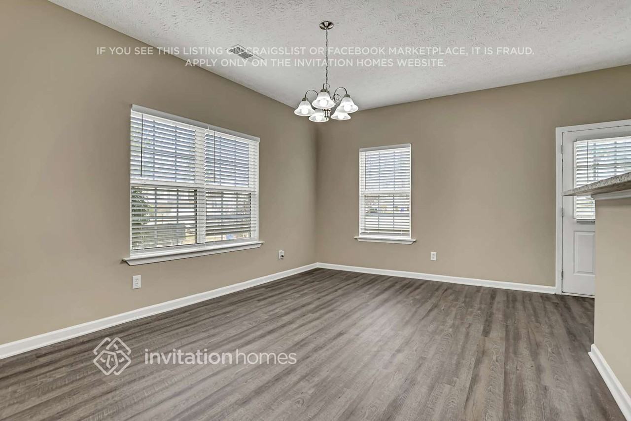 4099 Robin Cir - Photo 4 of 12
