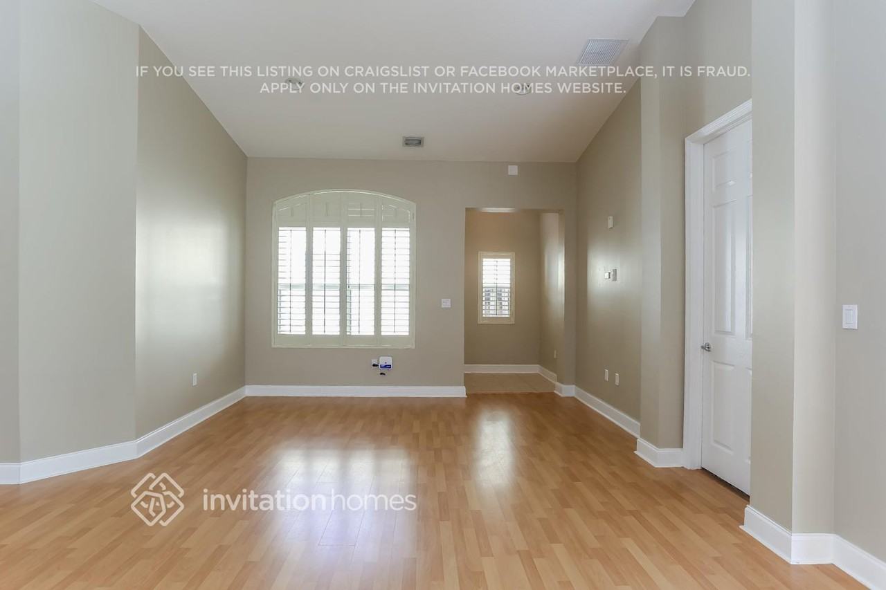 9118 Sw 161st Ter - Photo 5 of 21