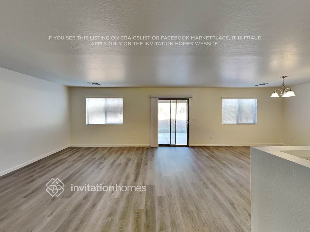 15996 W Watkins St - Photo 5 of 19