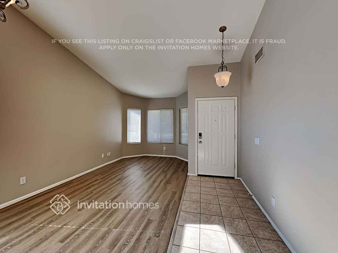 1051 N 158th Ave - Photo 4 of 21