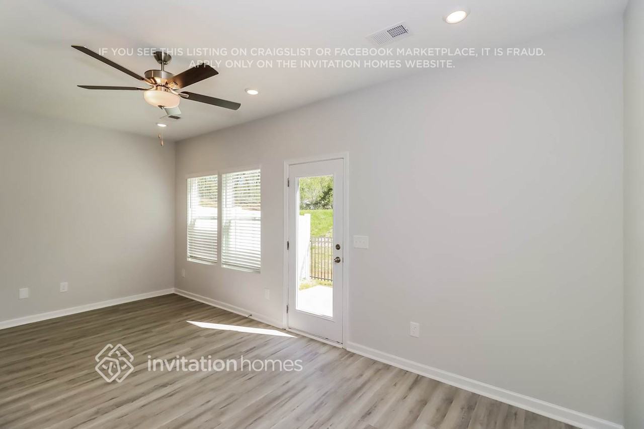 1644 C M Human Ct - Photo 5 of 15