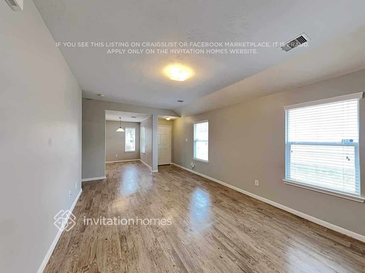 19218 Sandelford Dr - Photo 3 of 16