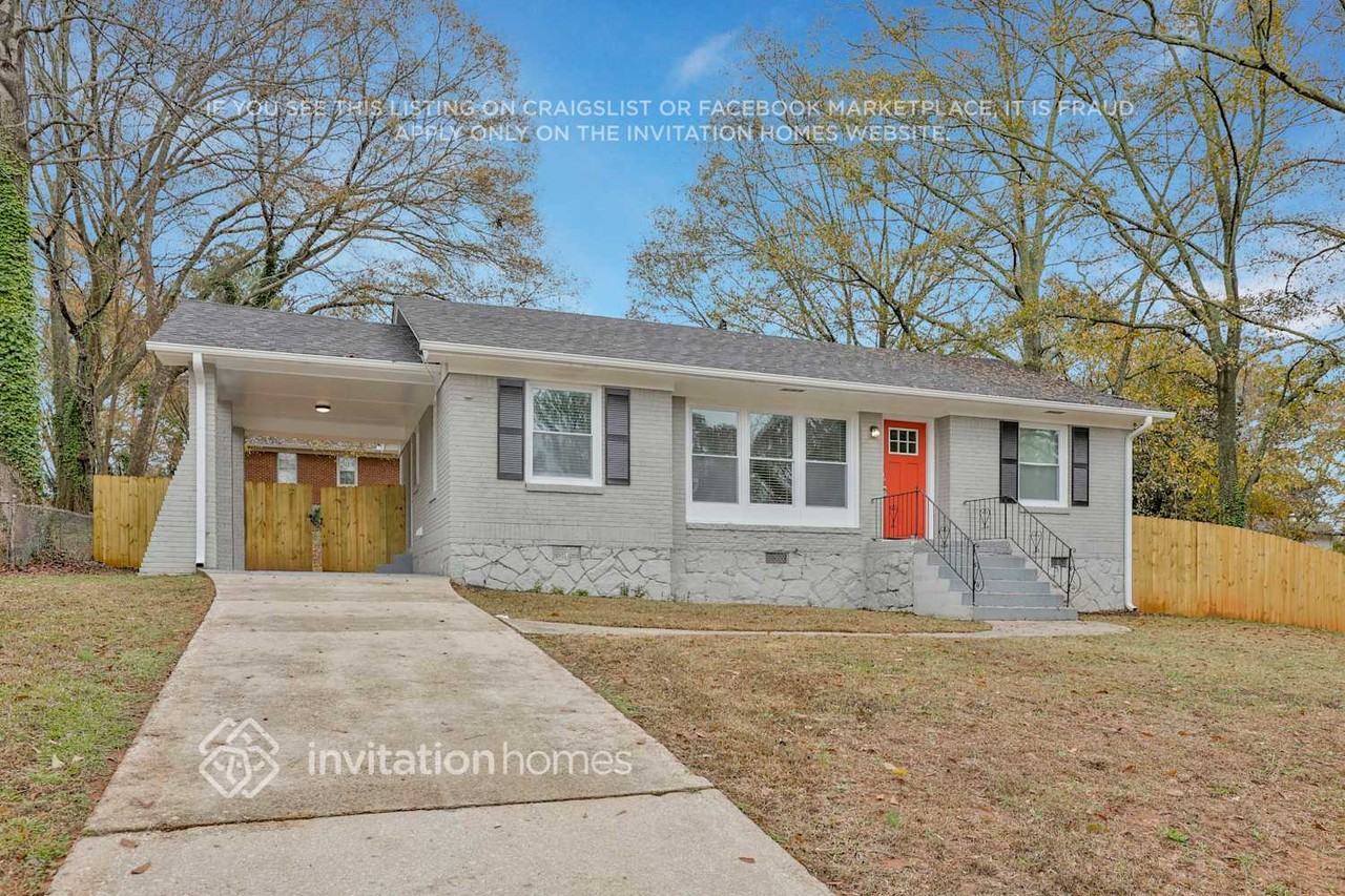 2038 Rebecca Ln - Photo 2 of 24