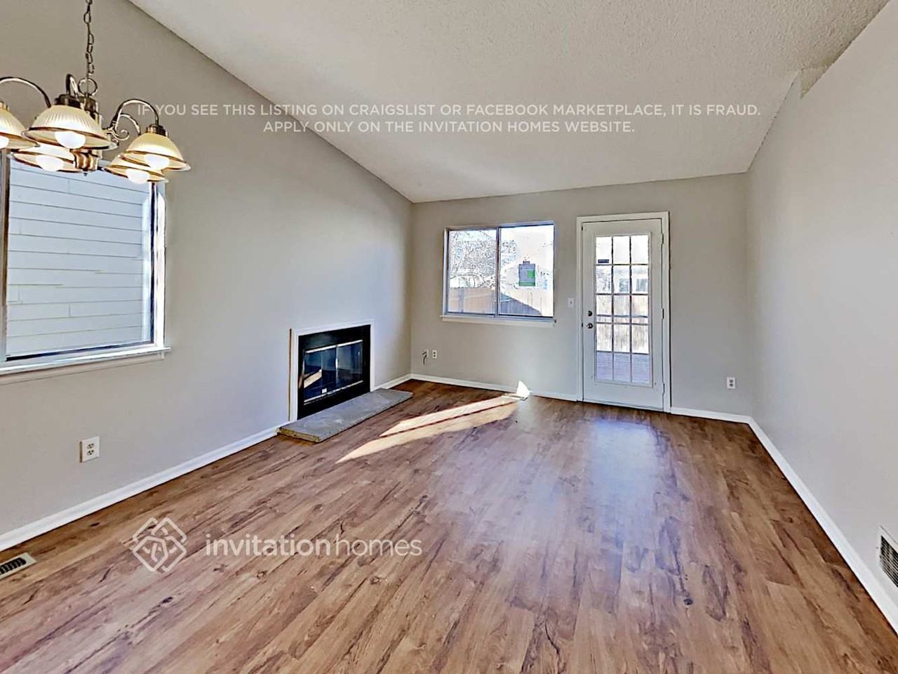 18923 E Carmel Dr - Photo 7 of 15