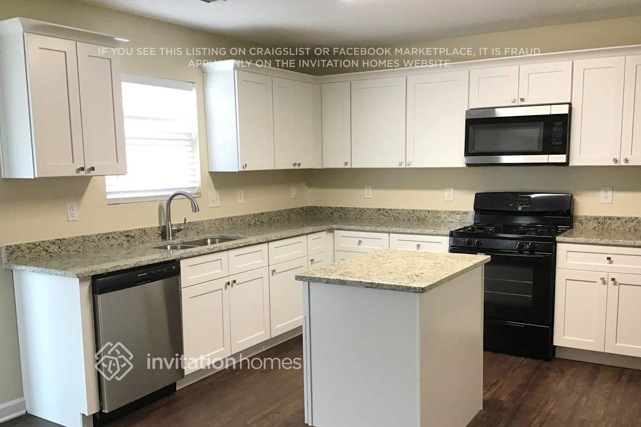 6829 Harter Ct - Photo 5 of 17