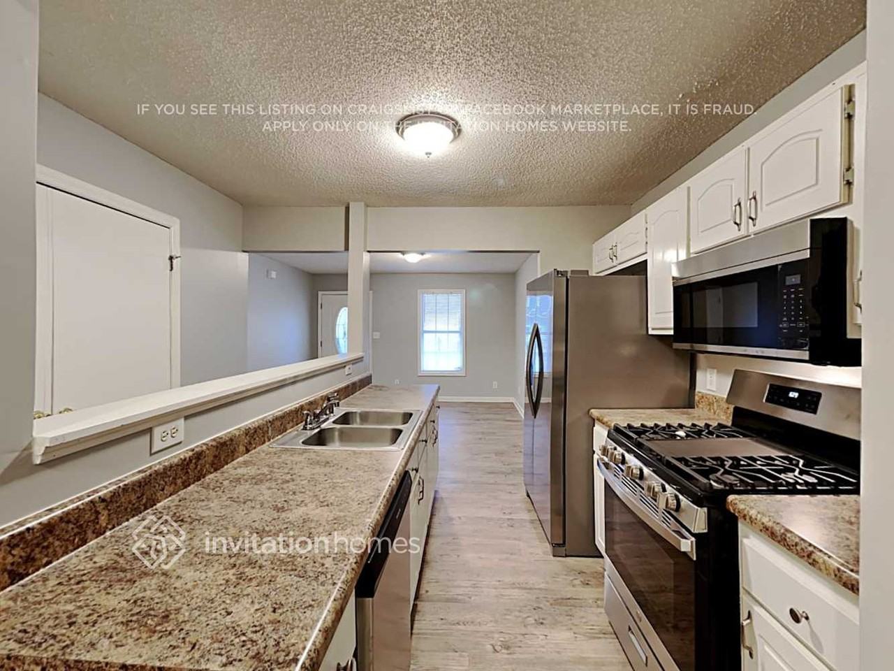 1389 N Hampton Dr - Photo 6 of 18