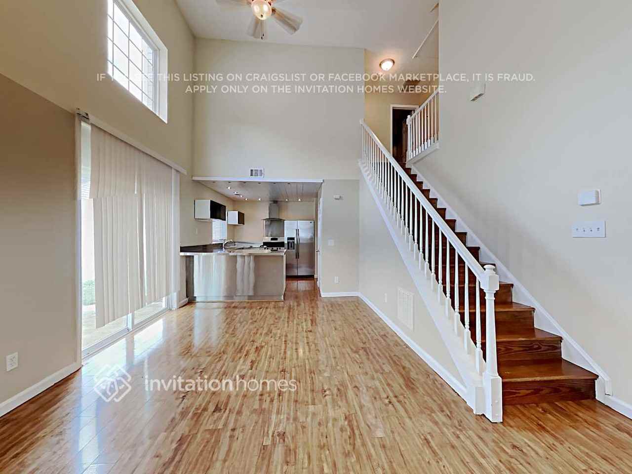 881 Windcroft Cir Nw - Photo 5 of 17