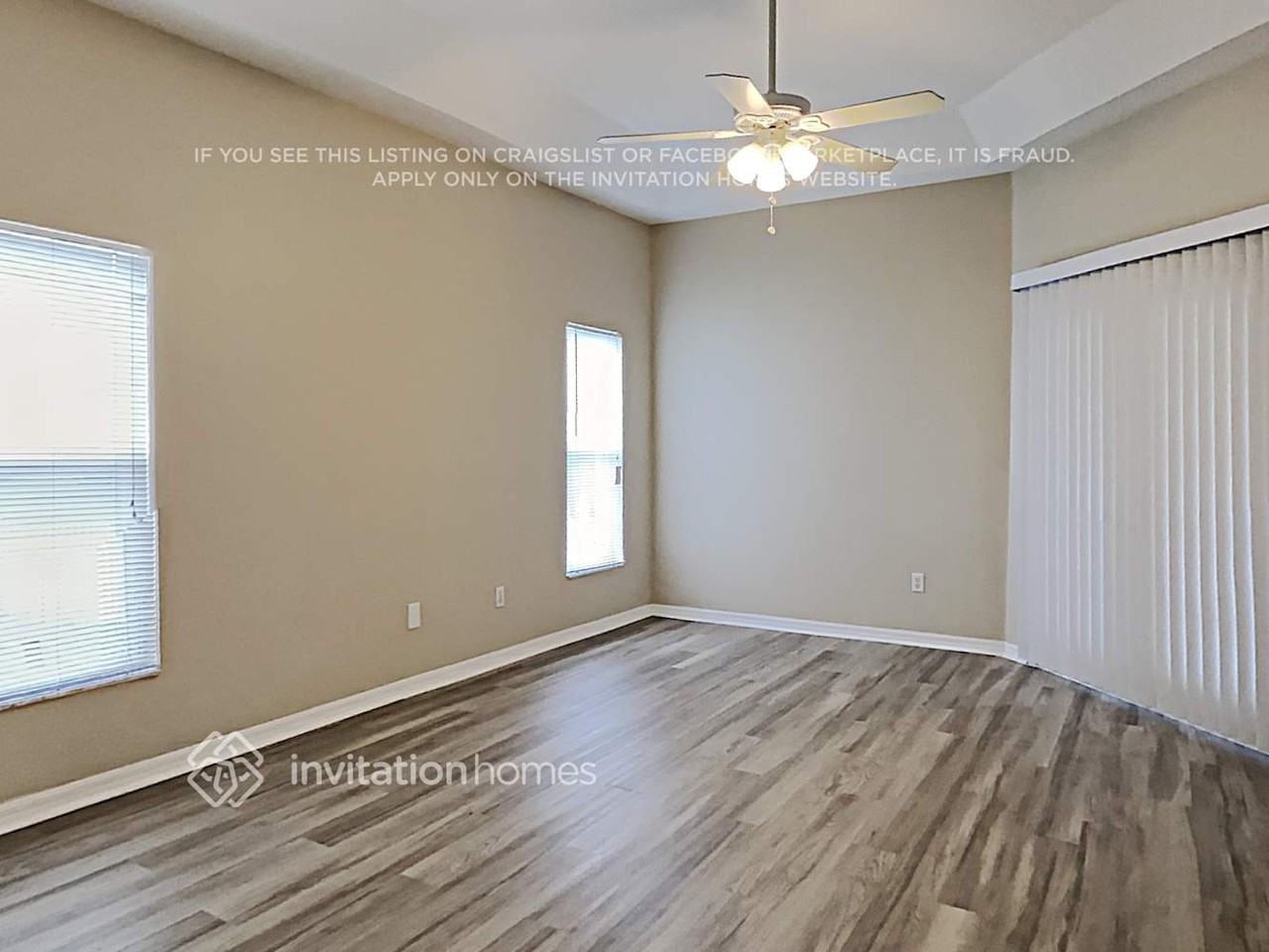 3115 Victoria Dr - Photo 3 of 9