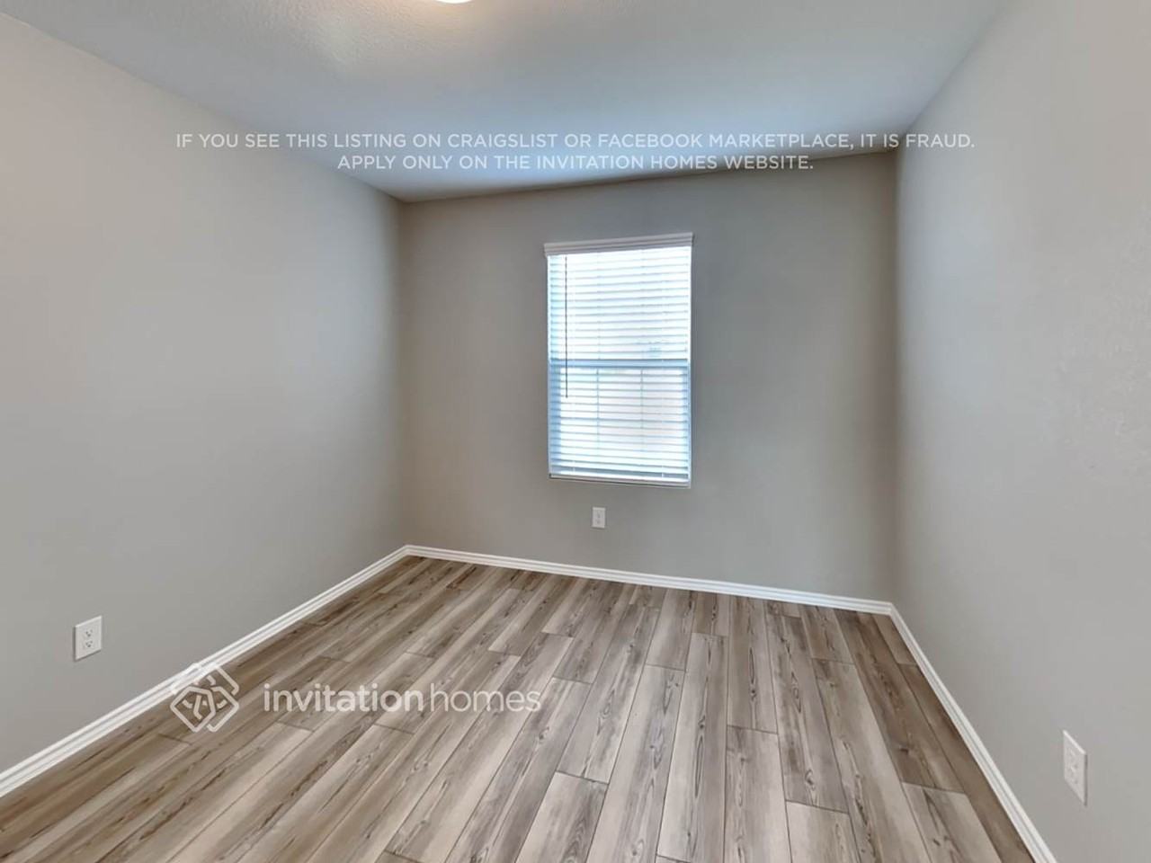 1917 Cherry Bark Ln - Photo 5 of 22