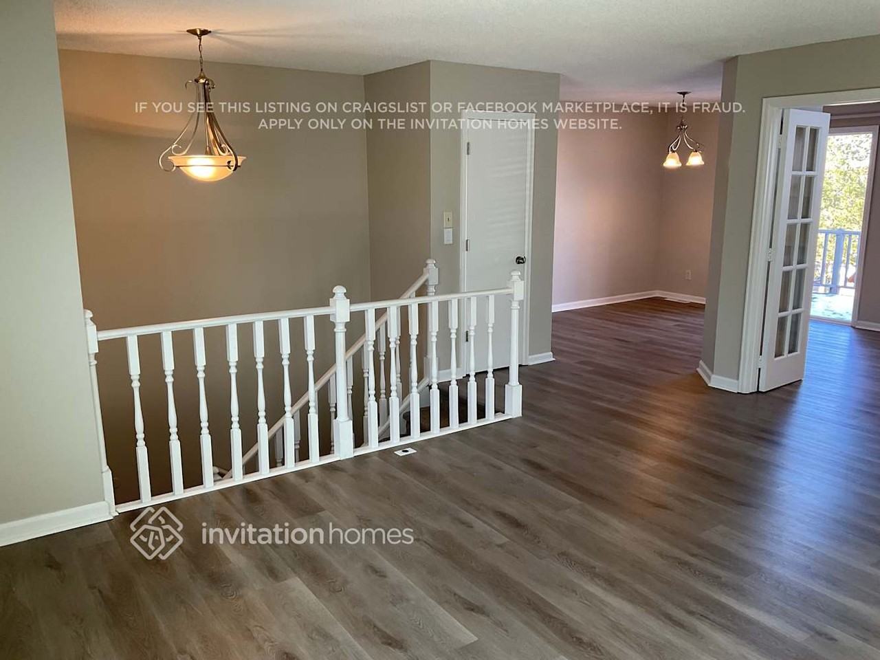 801 Park View Pl - Photo 3 of 17