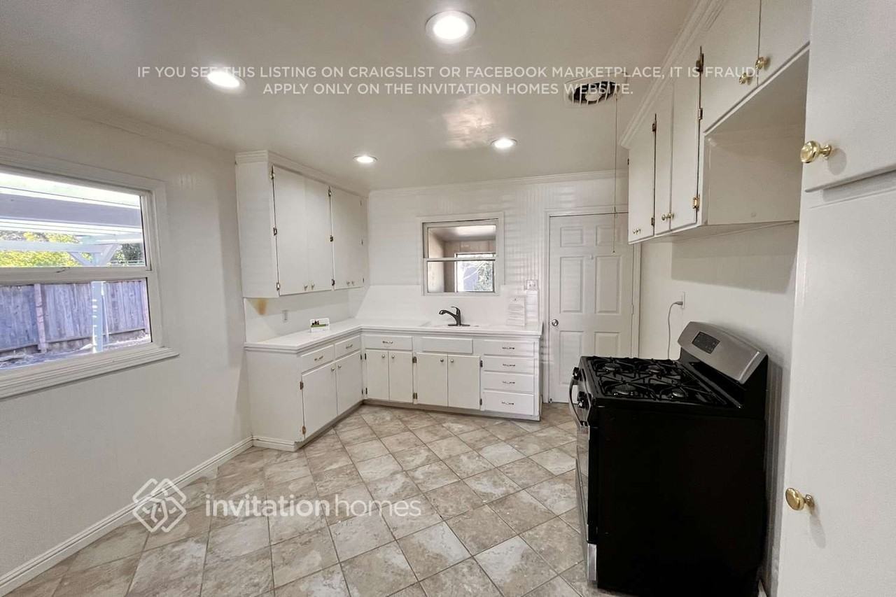 909 Cottage Dr - Photo 6 of 14