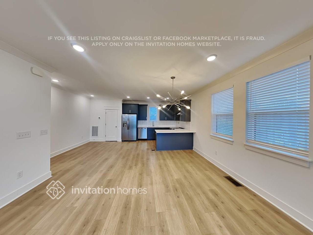 422 38th Ave N #8 - Photo 6 of 22