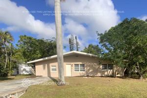 featured image of 2449 Chandler Ave