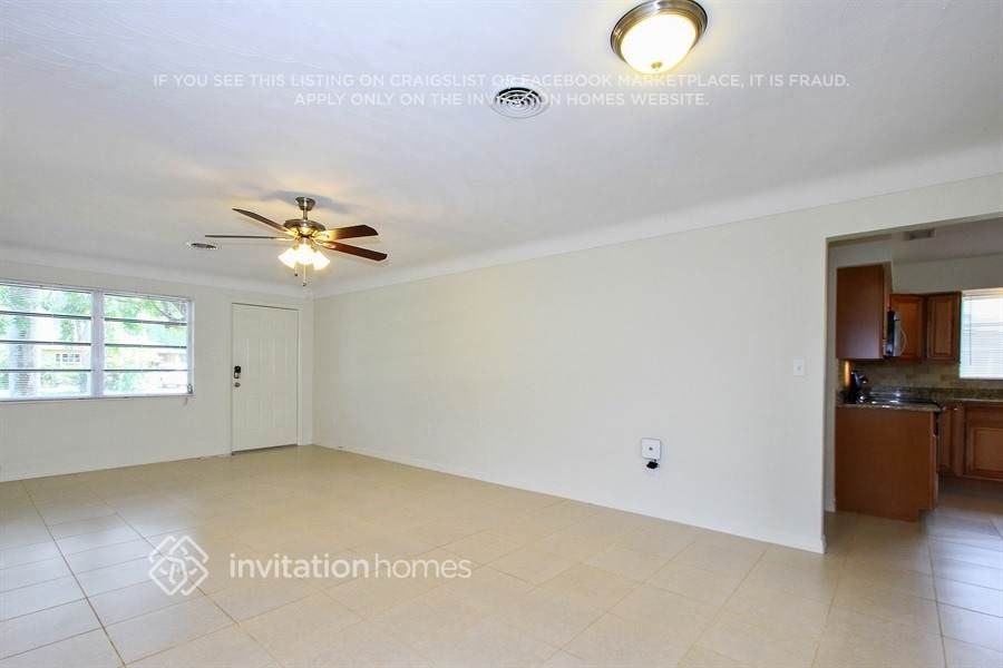 2449 Chandler Ave - Photo 2 of 14