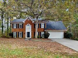 featured image of 2014 Amherst Ln Se