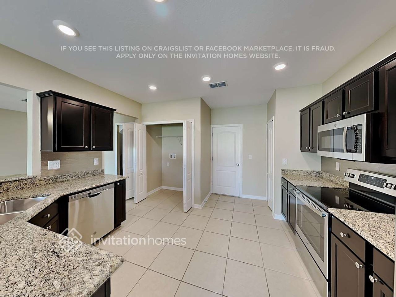 4718 Lindever Ln - Photo 5 of 15