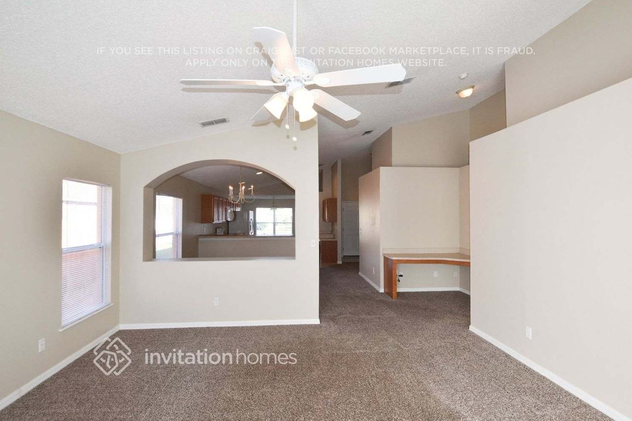3948 Hillingdon Rd - Photo 2 of 13