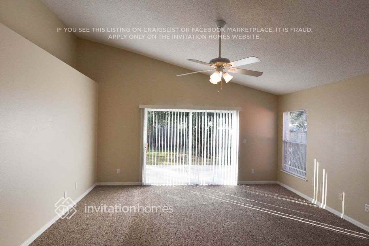 3948 Hillingdon Rd - Photo 3 of 13