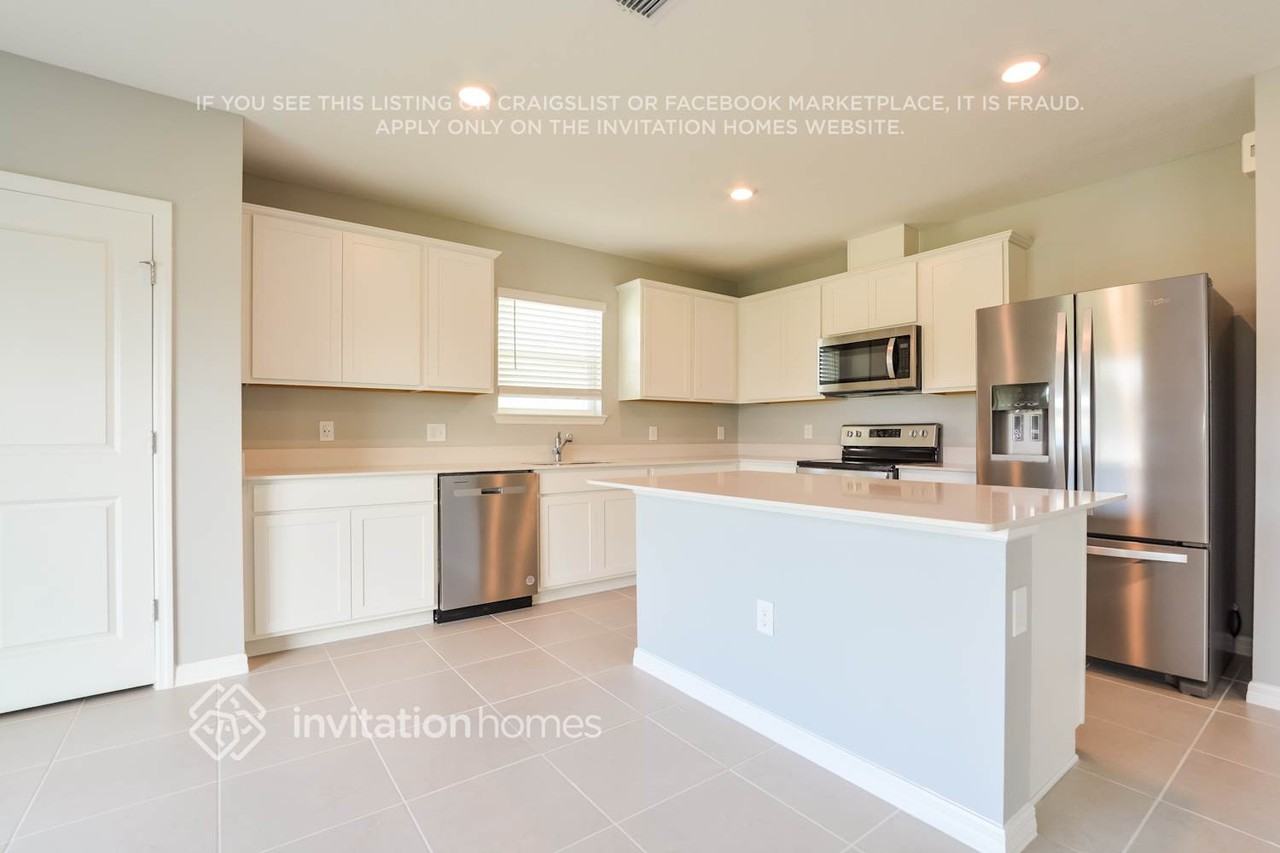 237 Woodsage Pl - Photo 6 of 27