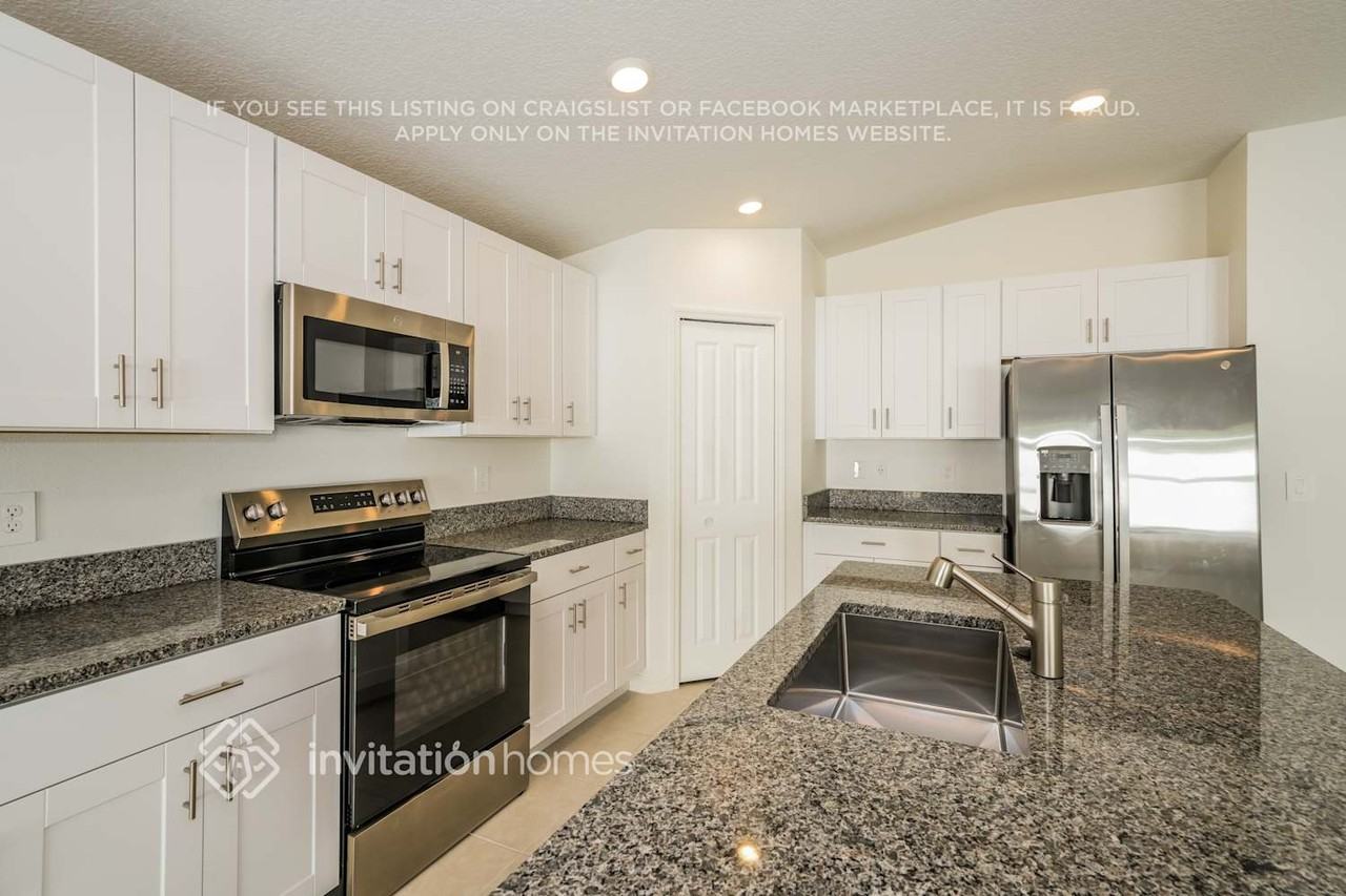 365 Rain Lily Ave - Photo 7 of 17