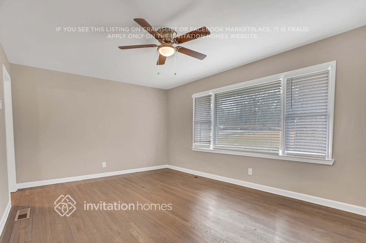 4802 Glenwood Rd - Photo 6 of 21