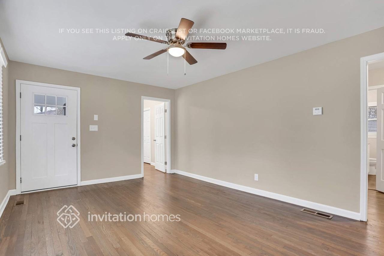 4802 Glenwood Rd - Photo 4 of 21