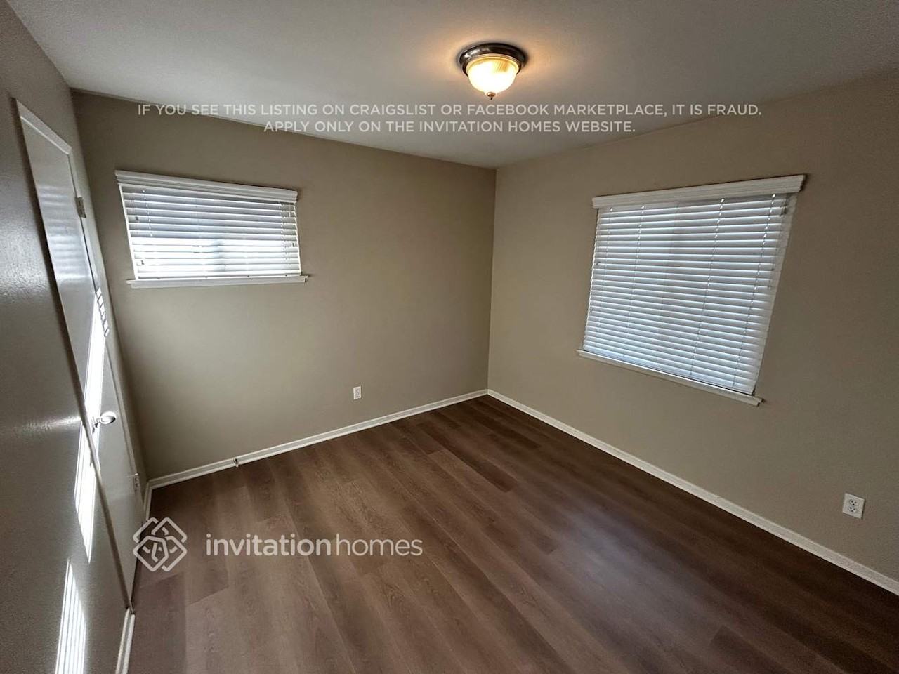 1338 Frances St - Photo 3 of 13