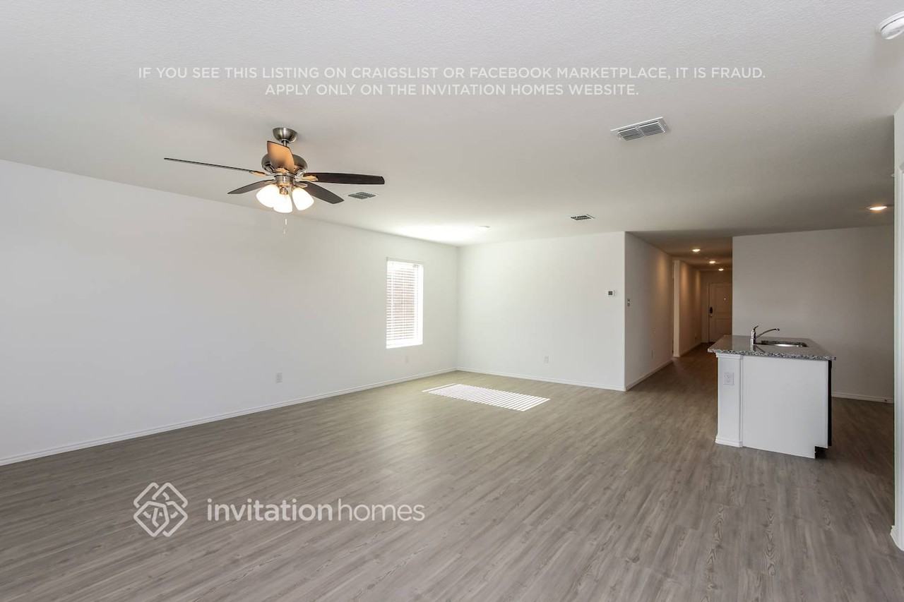 2702 Spring Time Dr - Photo 6 of 17