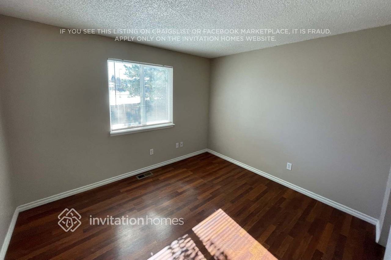 4685 S Buckley Way - Photo 5 of 10