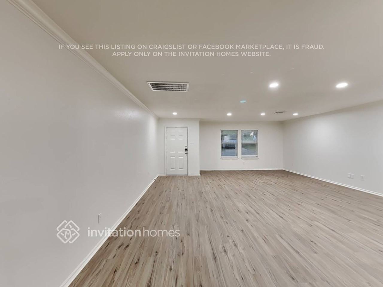 19814 Rustic Lake Ln - Photo 4 of 23