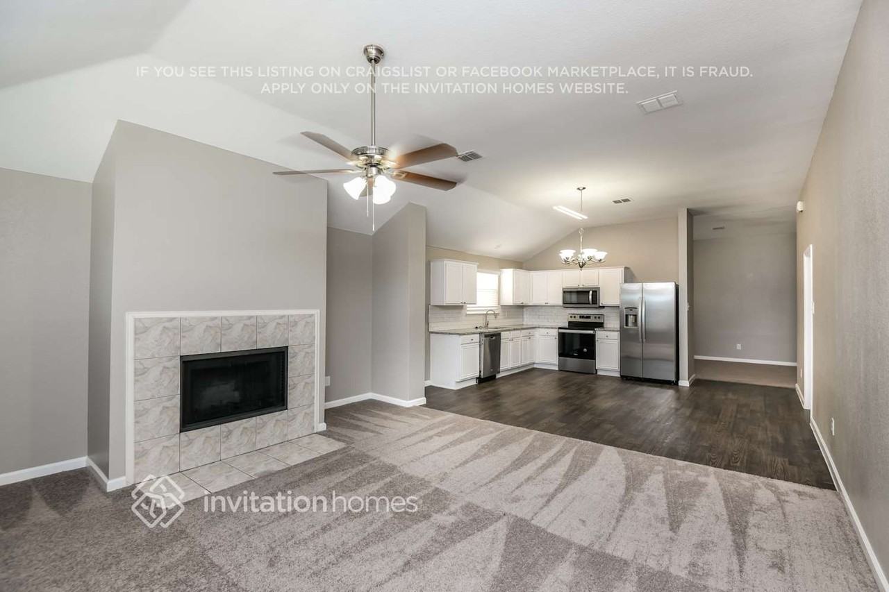 6704 Snapdragon Ln - Photo 3 of 16