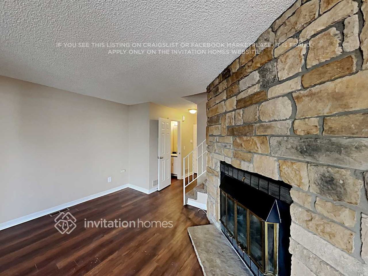 1731 S Blackhawk Way #D - Photo 5 of 18