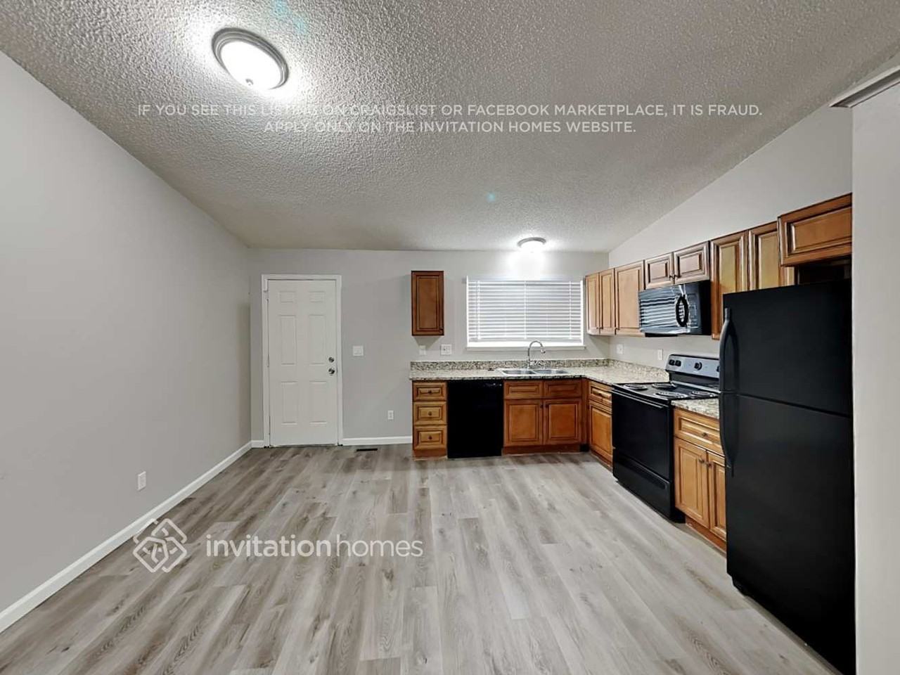 12449 Bellaire Dr - Photo 7 of 20