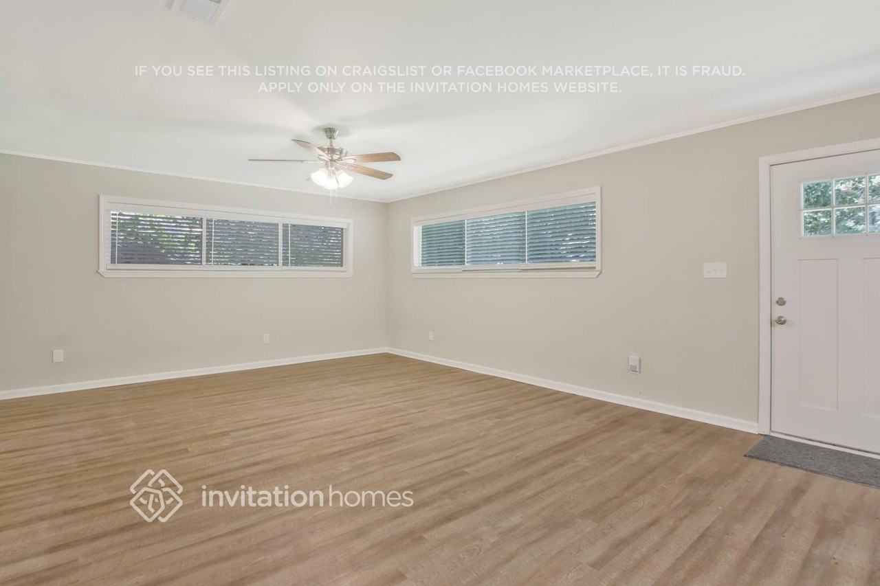 4484 Marjorie Rd - Photo 4 of 21