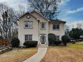 2075 Ivy Ln - Photo 1 of 1