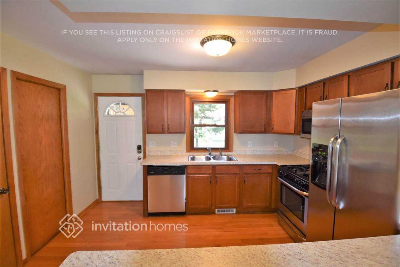3100 129th Ln Nw - Photo 3 of 19