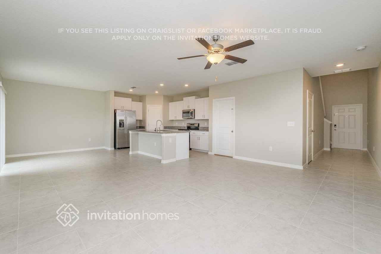 11214 Riley Pines Cir - Photo 4 of 18