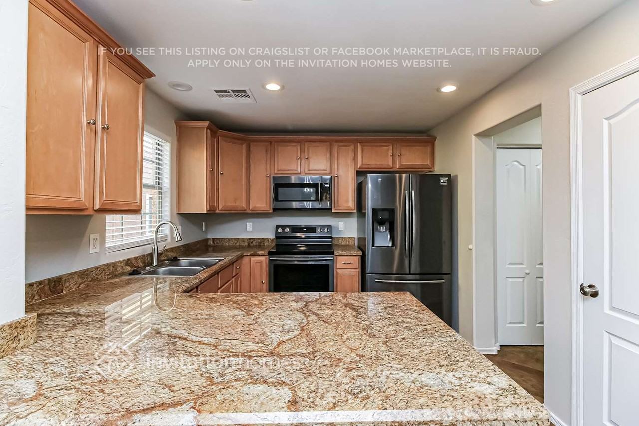 2534 E Megan St - Photo 7 of 18